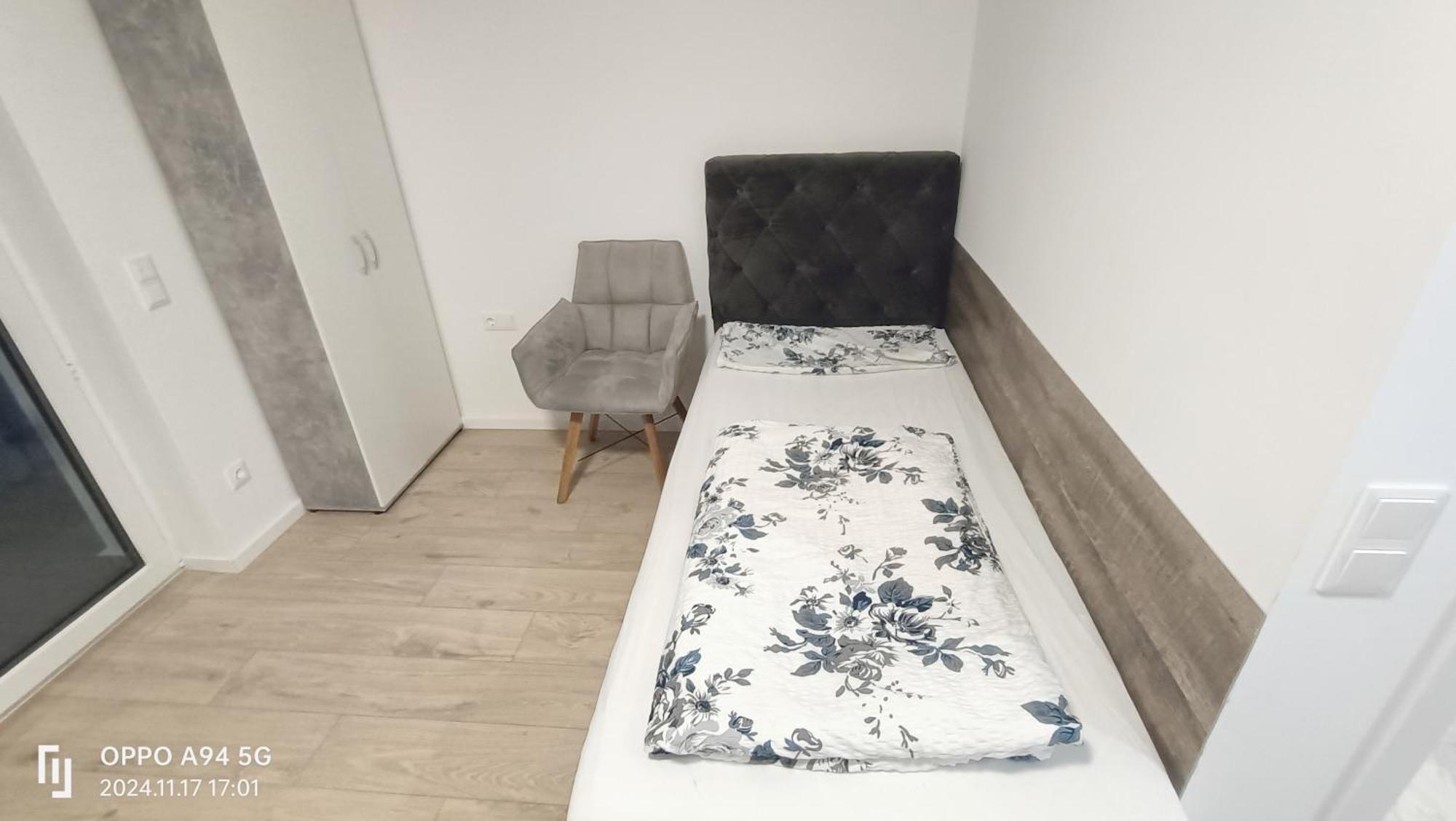 Fmi28 Studio Apartments Mörfelden-Walldorf Стая снимка